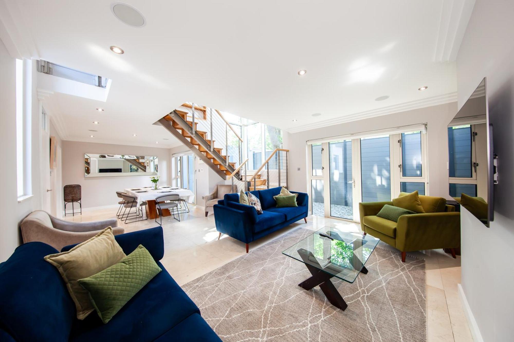 Luxe 4 Retreat With 3 Bedrooms Hébergement de vacances *